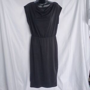 Dearcase short sleeve, Draped Neck casual Ribbed stretch, dress size M, 21" PTP